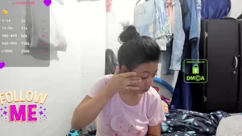 Snapshot of bonnie_lam_ chatting on 10/14/25, 04:13 bonnie lam hello welcome to my room I hope you have fun and you can reach your maximum pleasure here with me online show from 10/14/25, 04:13
