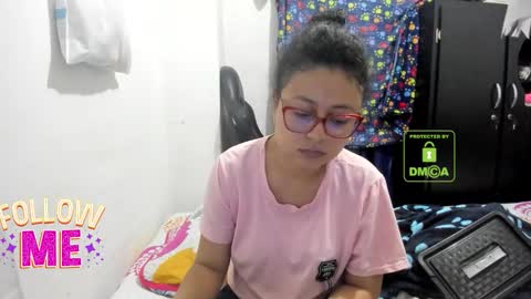 Snapshot of bonnie_lam_ chatting on 11/19/25, 03:06 bonnie lam hello welcome to my room I hope you have fun and you can reach your maximum pleasure here with me online show from 11/19/25, 03:06