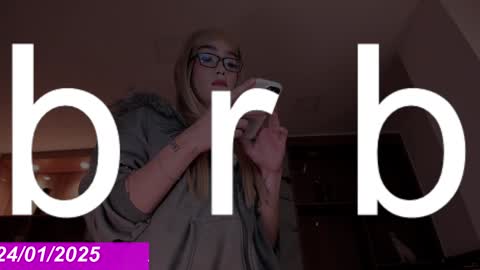 Snapshot of bonnie_luxury chatting on 01/24/25, 08:23 Bonnie Luxury online show from 01/24/25, 08:23