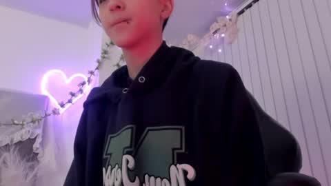   online show from 01/25/25, 11:44