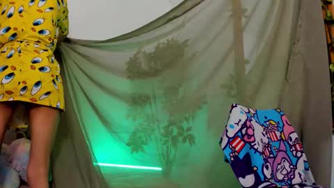   online show from 11/20/25, 12:44