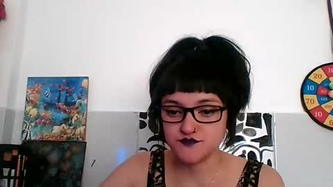 Snapshot of bonniediamond chatting on 03/06/26, 08:27 bonniediamond online show from 03/06/26, 08:27