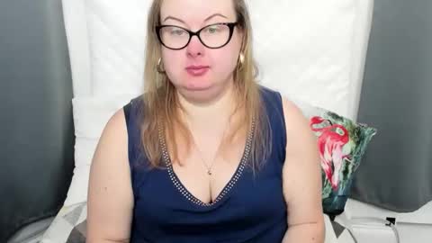 Bonnie online show from 11/14/25, 09:19