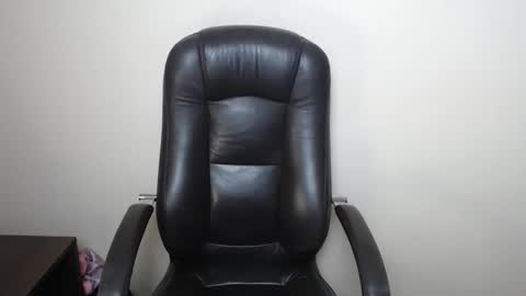 Snapshot of bonniexxx_ chatting on 02/13/26, 10:11 Bonnie online show from 02/13/26, 10:11