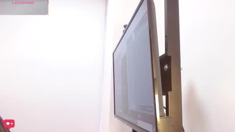 Bonnie online show from 03/04/25, 07:43