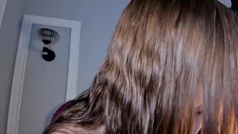 Bonnie online show from 09/18/25, 02:52