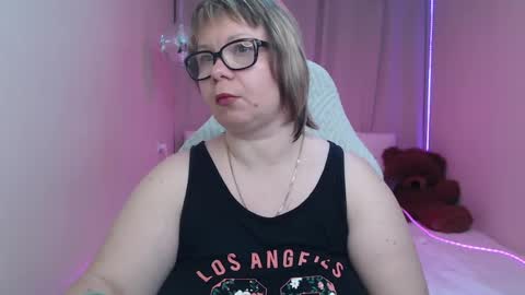 Snapshot of bonnnyboobsy chatting on 05/15/26, 12:01 bonnnyboobsy online show from 05/15/26, 12:01