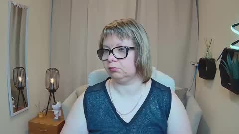 Snapshot of bonnnyboobsy chatting on 05/16/26, 12:04 bonnnyboobsy online show from 05/16/26, 12:04