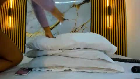 Bonny  online show from 10/23/25, 11:53