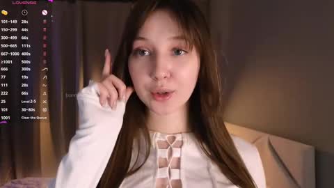 Eva online show from 02/20/25, 04:25