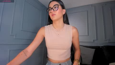 Snapshot of bonnyrosex chatting on 12/17/25, 08:04 Bonny online show from 12/17/25, 08:04