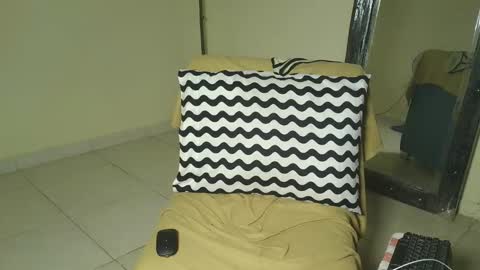 Snapshot of bonsai160723 chatting on 03/24/26, 04:39 kevin hart online show from 03/24/26, 04:39