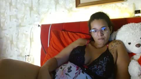 Queen Bon Vivantt online show from 01/06/25, 02:37