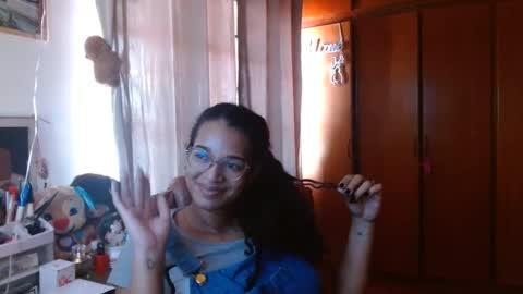 Queen Bon Vivantt online show from 01/24/25, 04:39