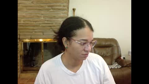 Queen Bon Vivantt online show from 11/14/25, 02:05