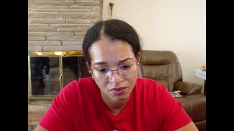 Queen Bon Vivantt online show from 11/19/25, 05:57