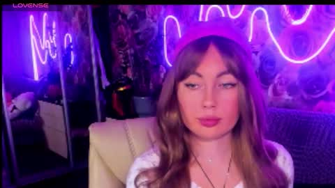 Mira online show from 10/26/25, 07:42