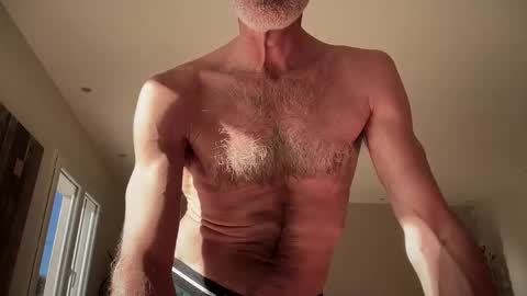 Snapshot of bonzo21 chatting on 11/09/25, 11:08 bonzo21 online show from 11/09/25, 11:08