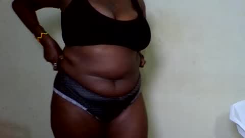 Snapshot of boobey_warden chatting on 11/04/25, 09:47 boobey_warden online show from 11/04/25, 09:47