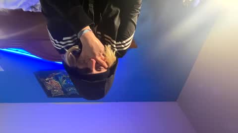 boobookittyfuxx online show from 11/05/25, 08:03