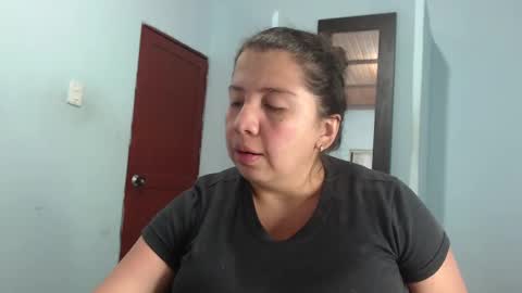 Snapshot of boobs_helling_ chatting on 01/12/25, 08:25 Luciana independent model online show from 01/12/25, 08:25