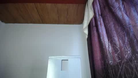 Snapshot of boobs_magic chatting on 03/31/26, 10:10 KIM online show from 03/31/26, 10:10