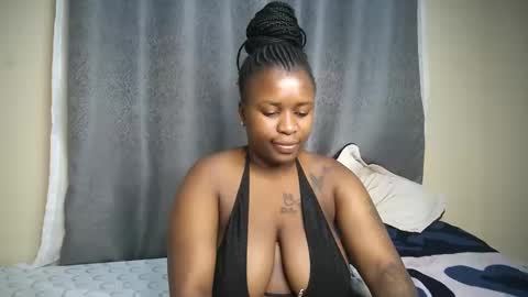 Snapshot of boobsgoddes chatting on 02/05/25, 08:04 boobsgoddes online show from 02/05/25, 08:04