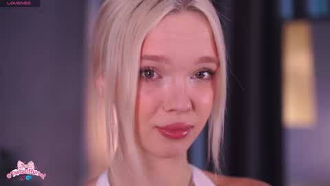 Snapshot of boobybliss chatting on 03/09/26, 08:51 Alina online show from 03/09/26, 08:51