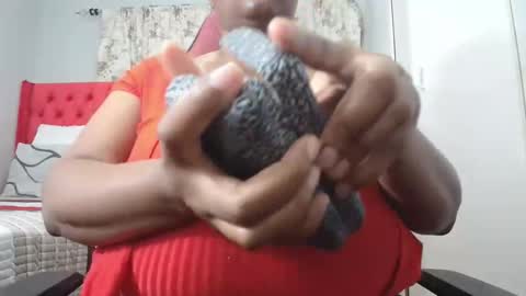 Snapshot of boobygoddessxxx chatting on 12/15/25, 04:39 boobygoddessxxx online show from 12/15/25, 04:39