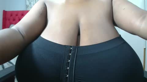 Snapshot of boobygoddessxxx chatting on 01/17/26, 09:51 boobygoddessxxx online show from 01/17/26, 09:51