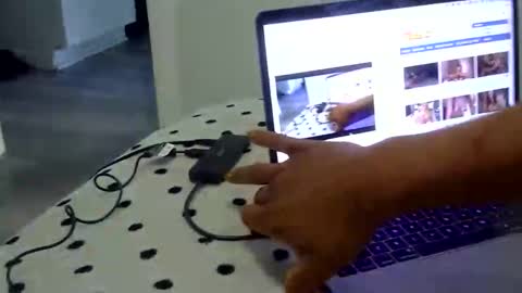 Snapshot of boogda chatting on 12/04/25, 10:07 Calionit online show from 12/04/25, 10:07