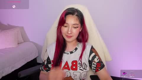 Snapshot of boonie_girl chatting on 12/19/24, 08:45 Booniee online show from 12/19/24, 08:45