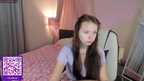 Milena online show from 09/17/25, 02:13