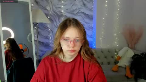Snapshot of booozekirs_ chatting on 05/04/26, 03:02 Milena online show from 05/04/26, 03:02