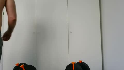 Snapshot of boopye chatting on 03/18/26, 10:40 boopye online show from 03/18/26, 10:40