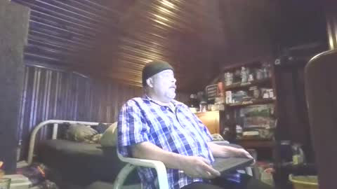 Booshwa online show from 11/07/25, 07:41