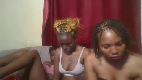 bootie_caramel online show from 02/28/25, 03:04