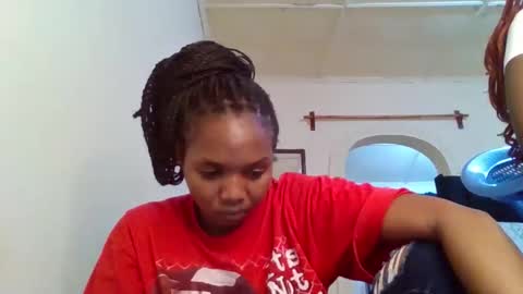 bootie_caramel online show from 09/24/25, 07:17