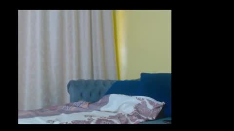 booty_mummy1 online show from 11/12/25, 10:04