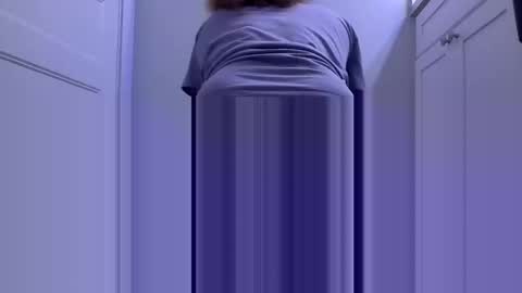 bootybooty91 online show from 11/30/25, 12:20