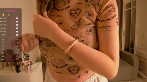 Ella online show from 09/22/25, 06:54