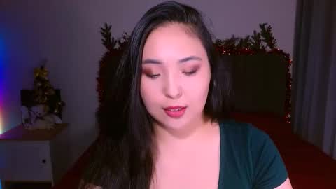 Mona online show from 12/28/24, 04:09