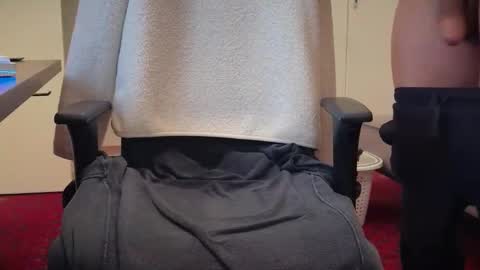 bootyonmyface online show from 11/21/25, 10:52