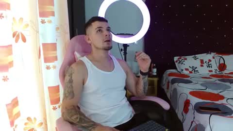 booyhott_ online show from 10/31/25, 06:53