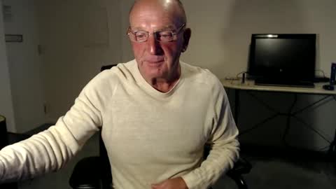 Snapshot of boppy21 chatting on 03/05/25, 06:56 Boppy21 online show from 03/05/25, 06:56