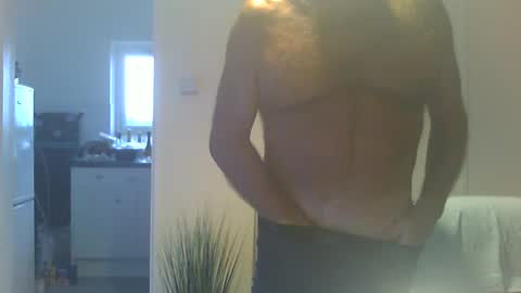 Snapshot of boppy21 chatting on 03/10/25, 07:10 Boppy21 online show from 03/10/25, 07:10