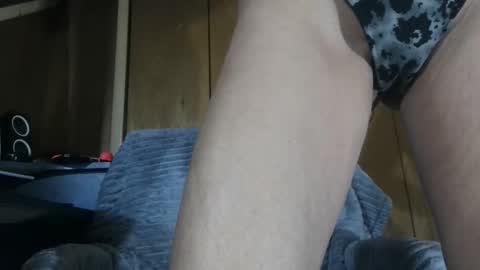 Snapshot of bored_housewife1985 chatting on 03/07/25, 10:45 bored_housewife1985 online show from 03/07/25, 10:45