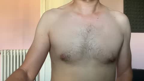 Snapshot of borisvian75019 chatting on 06/25/26, 04:22 HornyBoo online show from 06/25/26, 04:22
