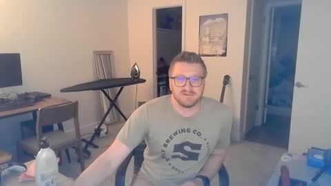 Snapshot of bornforpleasure13 chatting on 03/15/26, 07:25 DirtyBird online show from 03/15/26, 07:25