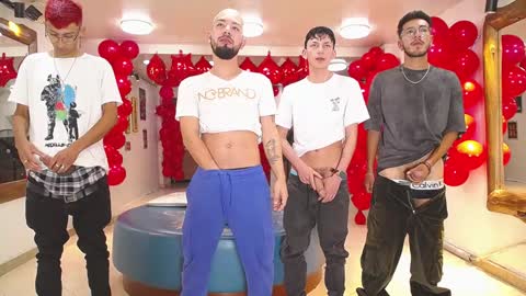 Snapshot of boschcz chatting on 02/04/25, 04:15 THOMAS AND DAMIAND online show from 02/04/25, 04:15